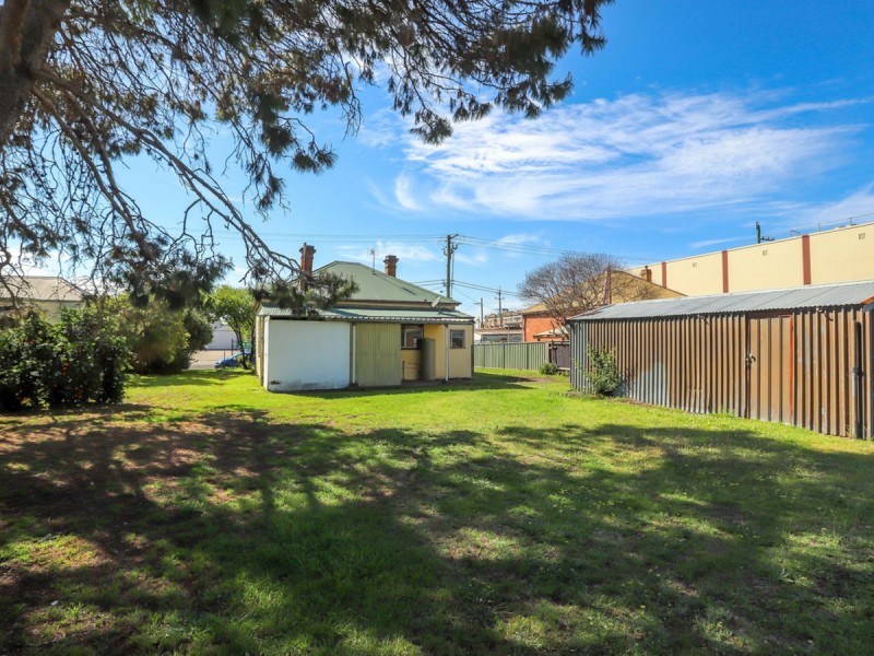 32 Charlton Street, Cessnock NSW 2325