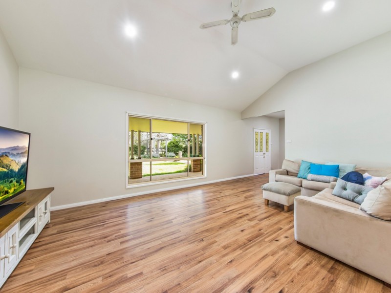 136 Whitings Lane, Quorrobolong NSW 2325