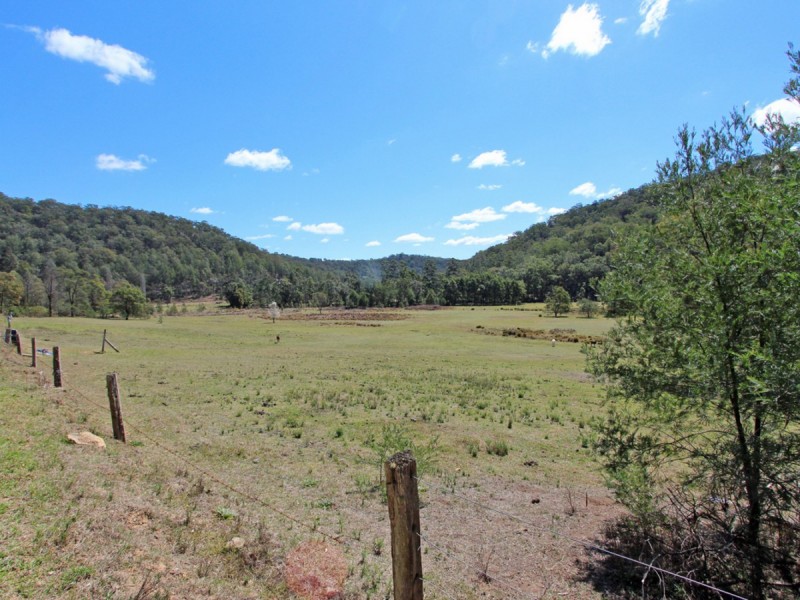 5549 George Downes Drive, Laguna NSW 2325