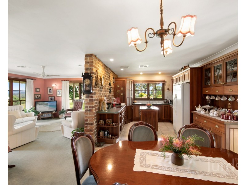 651 Old North Road, Rothbury NSW 2320