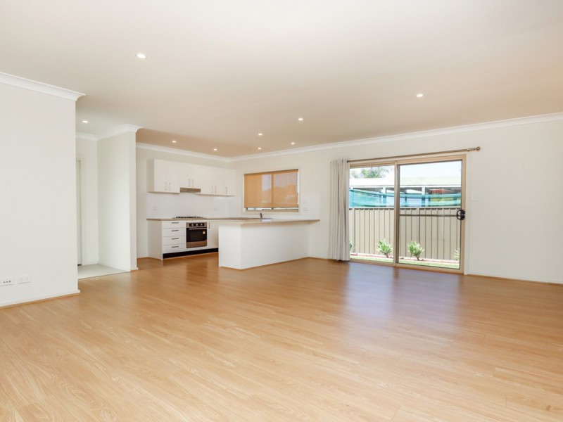 2/19B Sergeant Street, Cessnock NSW 2325