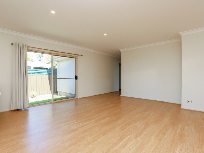 2/19B Sergeant Street, Cessnock NSW 2325