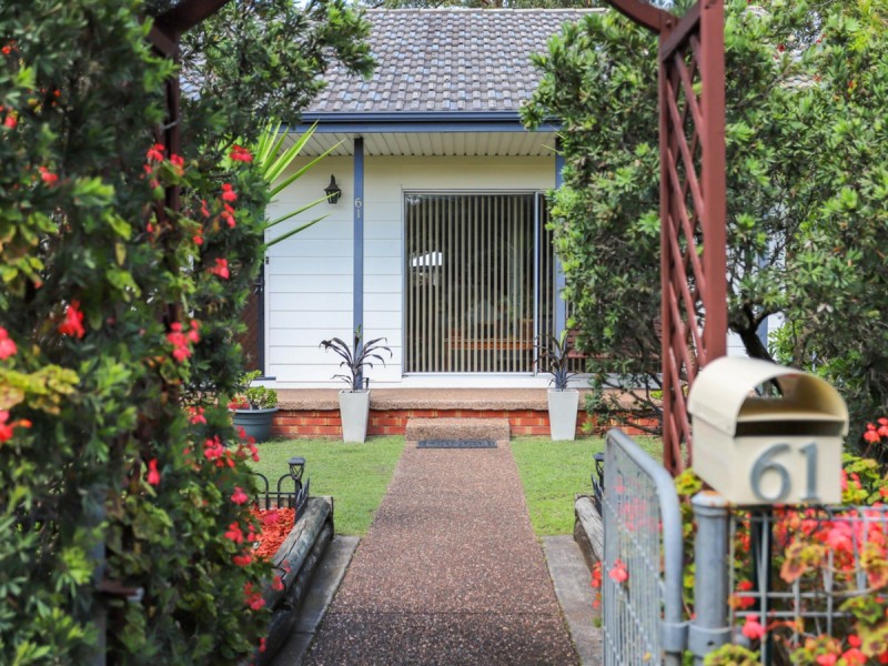 61 Mills Crescent, Cessnock NSW 2325