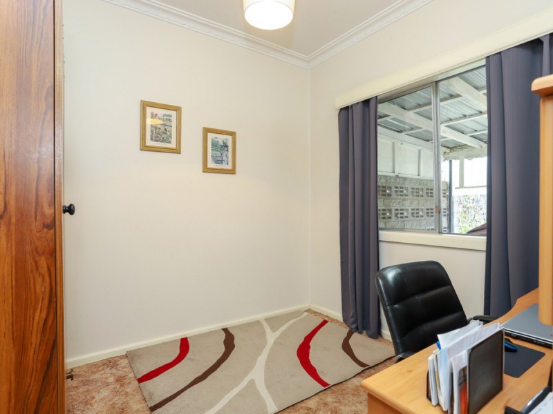 61 Mills Crescent, Cessnock NSW 2325