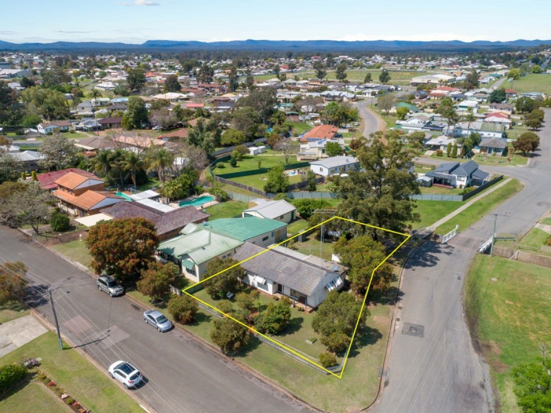 61 Mills Crescent, Cessnock NSW 2325