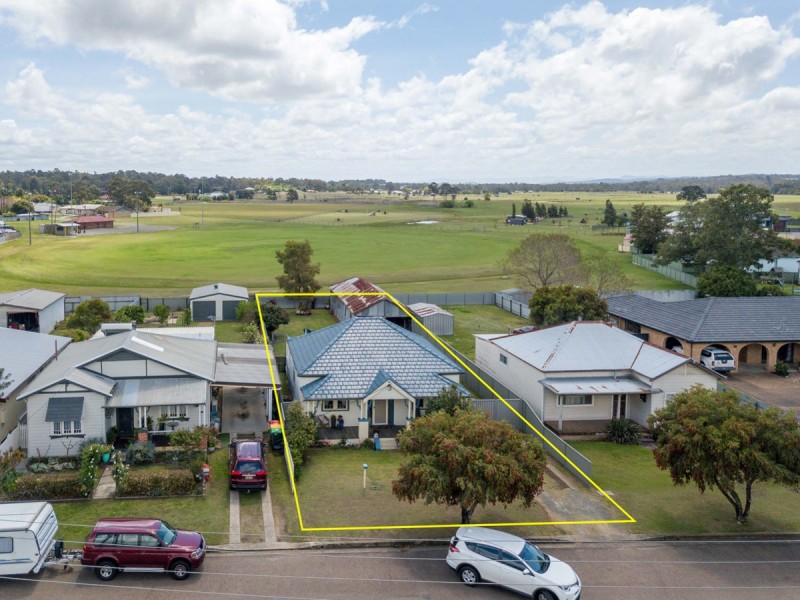 14 Moore Street, Cessnock NSW 2325