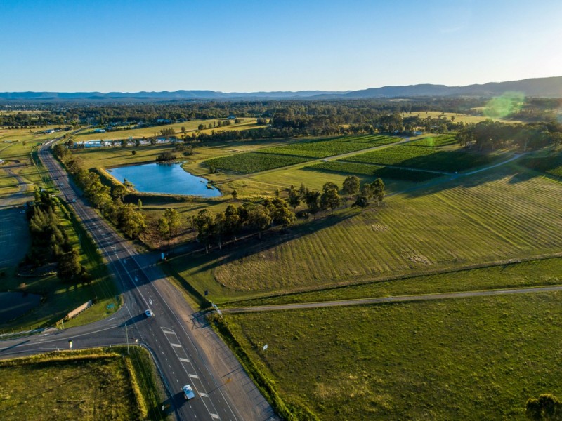 305 Wine Country Drive, Nulkaba NSW 2325