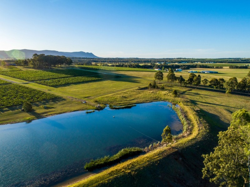 305 Wine Country Drive, Nulkaba NSW 2325