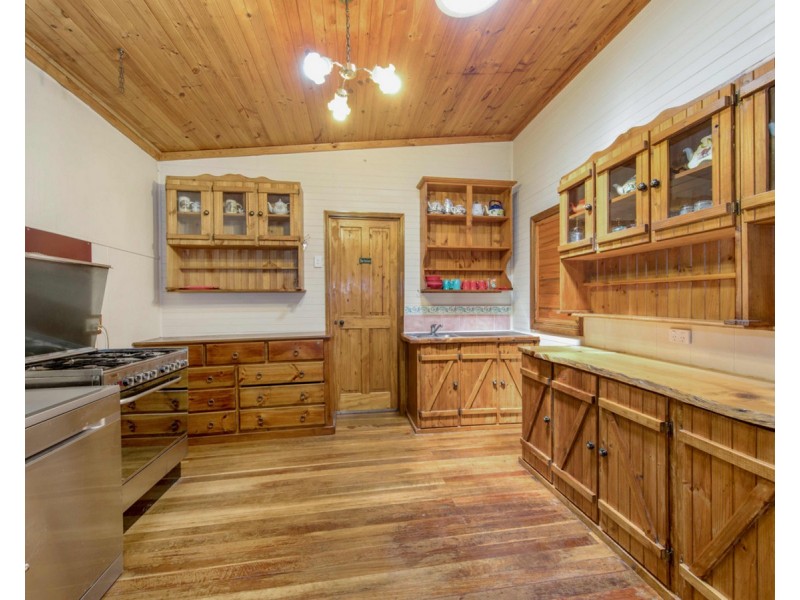 31-33 Ellalong Road, Pelton NSW 2325