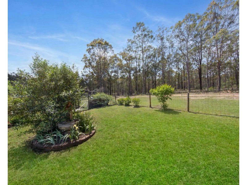 31-33 Ellalong Road, Pelton NSW 2325