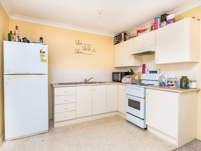 1/6 Sports Avenue, Cessnock NSW 2325