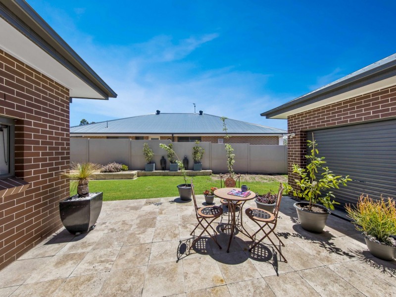 17 Kinnavane Road (Huntlee), North Rothbury NSW 2335