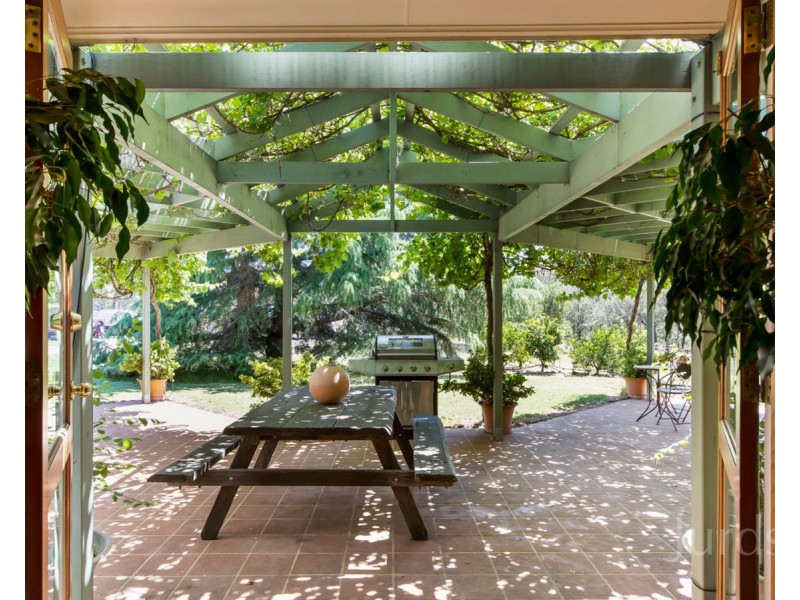 901 Milbrodale Road, Broke NSW 2330