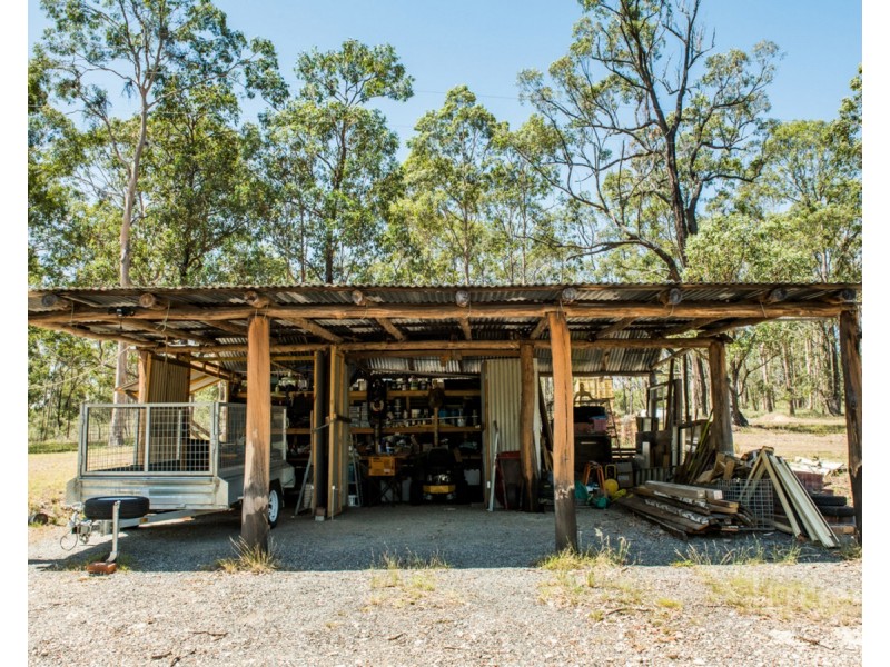 64 Tuckers Lane, North Rothbury NSW 2335