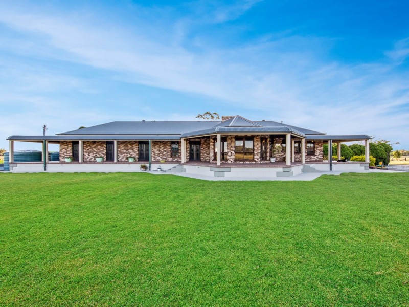 64 Dangar Road, Singleton NSW 2330