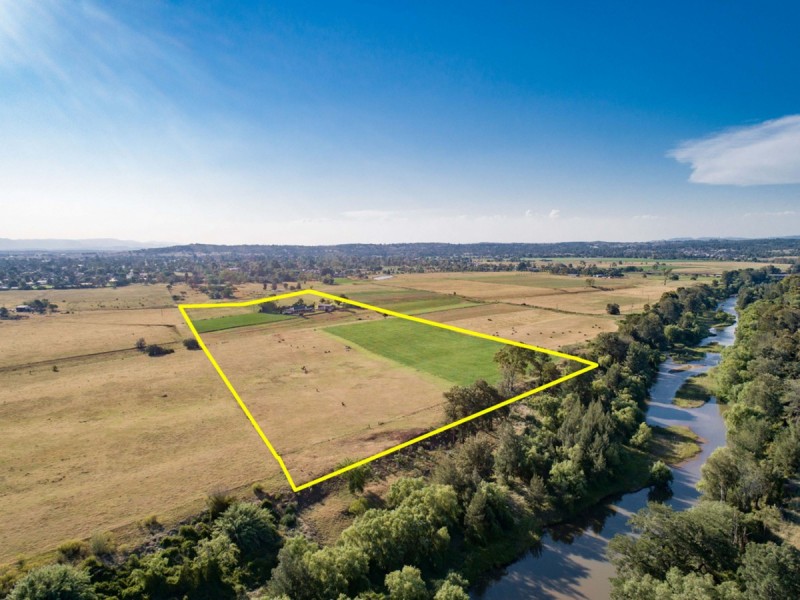 64 Dangar Road, Singleton NSW 2330