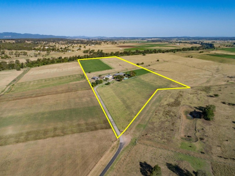 64 Dangar Road, Singleton NSW 2330