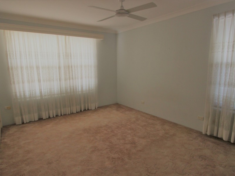 17 Elizabeth Street, Cessnock NSW 2325