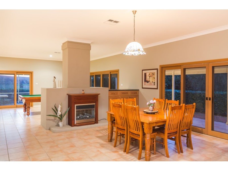 485 Luskintyre Road, Luskintyre NSW 2321
