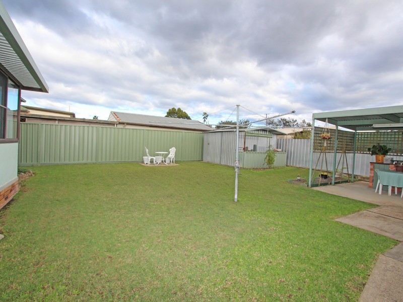 15 Balmoral Avenue, Cessnock NSW 2325