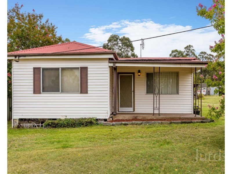 4 Lavender Street, Cessnock NSW 2325