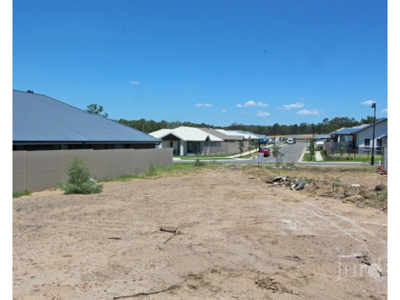 27 Ellerton Avenue (Huntlee), North Rothbury NSW 2335