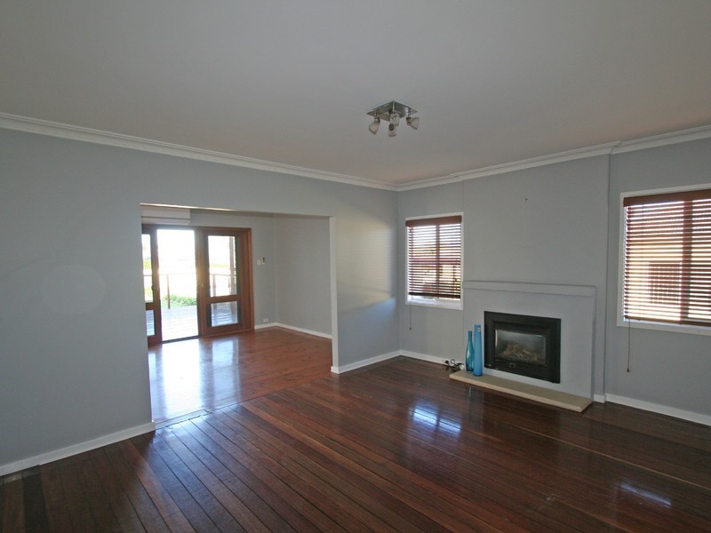 34 Regent Street, Cessnock NSW 2325