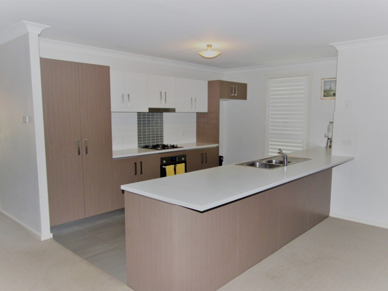 7 Chablis Drive, Cessnock NSW 2325