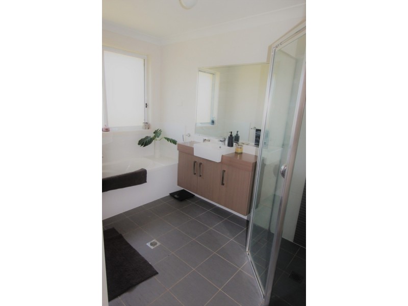 7 Chablis Drive, Cessnock NSW 2325