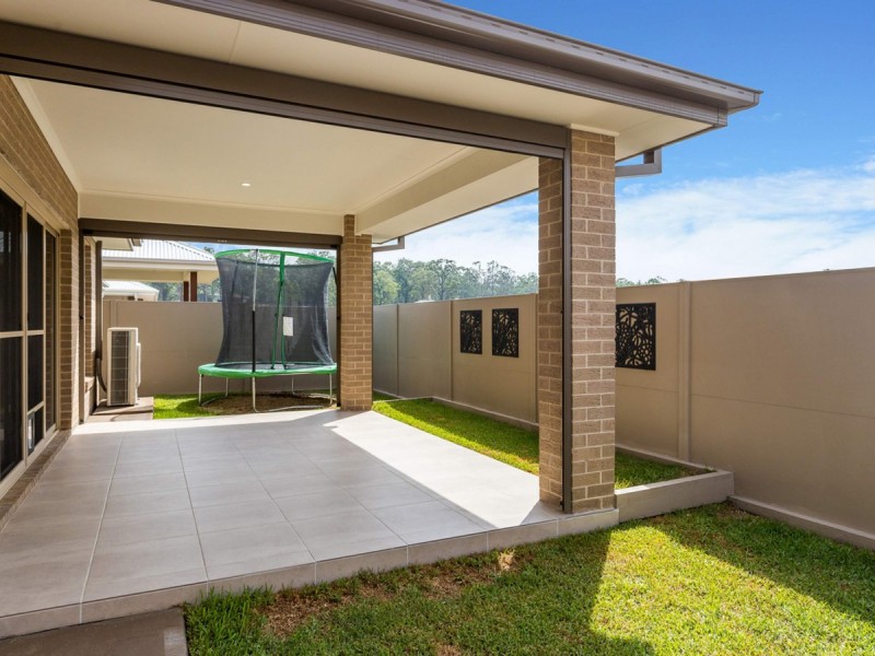 8 Hoban Road (Huntlee), North Rothbury NSW 2335