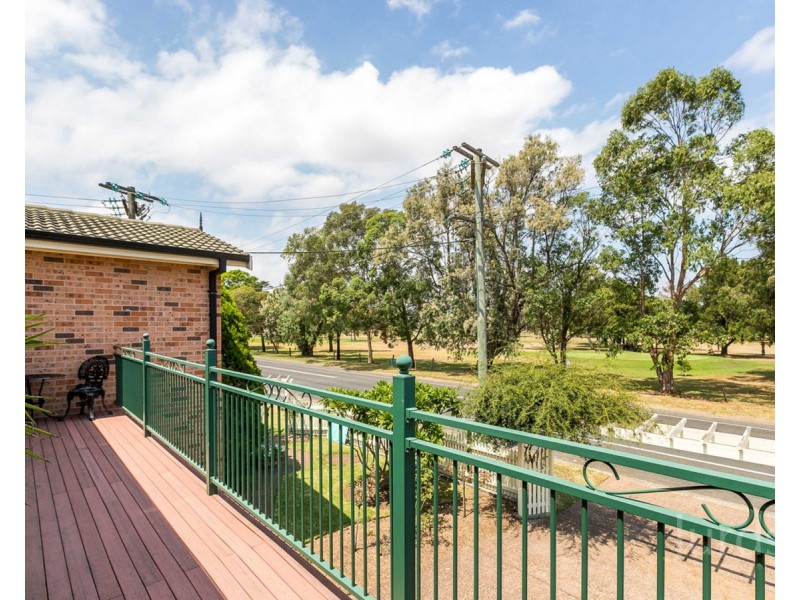 62 Queen Street, Singleton NSW 2330