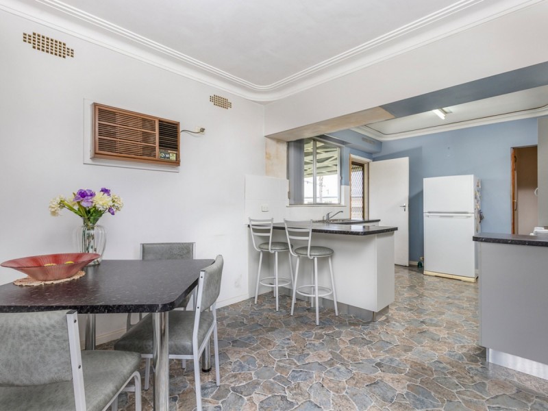 7 Anzac Avenue, Cessnock NSW 2325