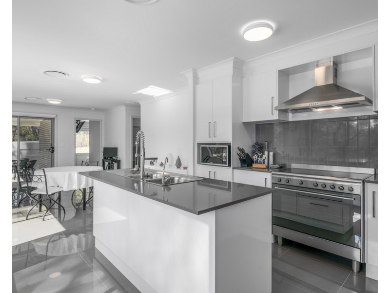 227 The Inlet Road, Bulga NSW 2330