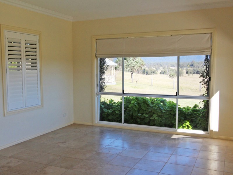 1038 Sandy Creek Road, Quorrobolong NSW 2325