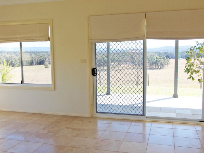 1038 Sandy Creek Road, Quorrobolong NSW 2325