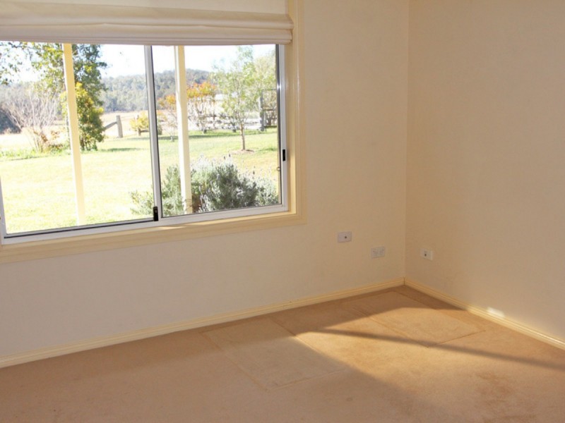 1038 Sandy Creek Road, Quorrobolong NSW 2325