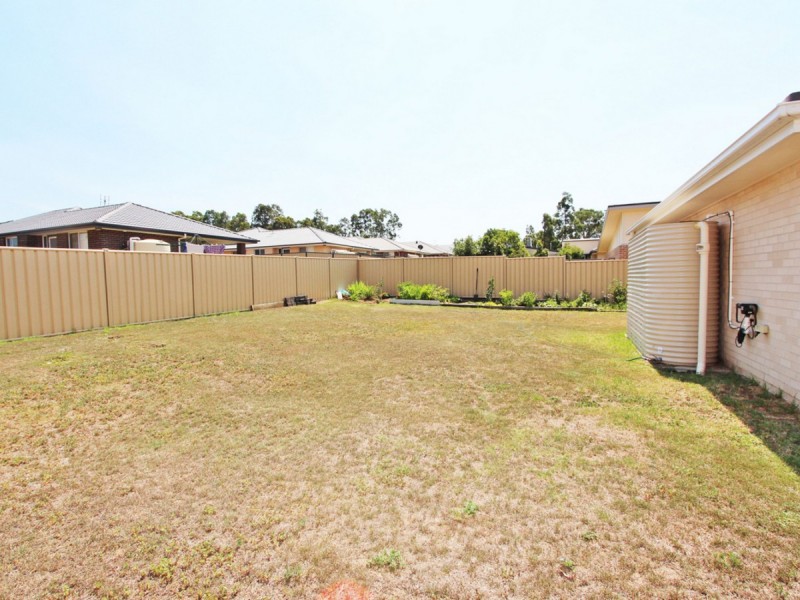 16 Chablis Drive, Cessnock NSW 2325