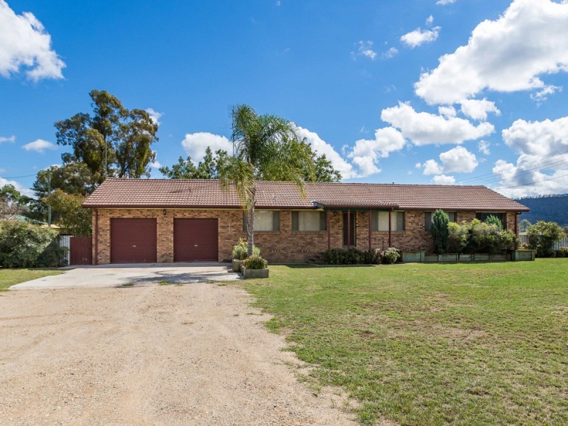 17 Archer Street, Broke NSW 2330