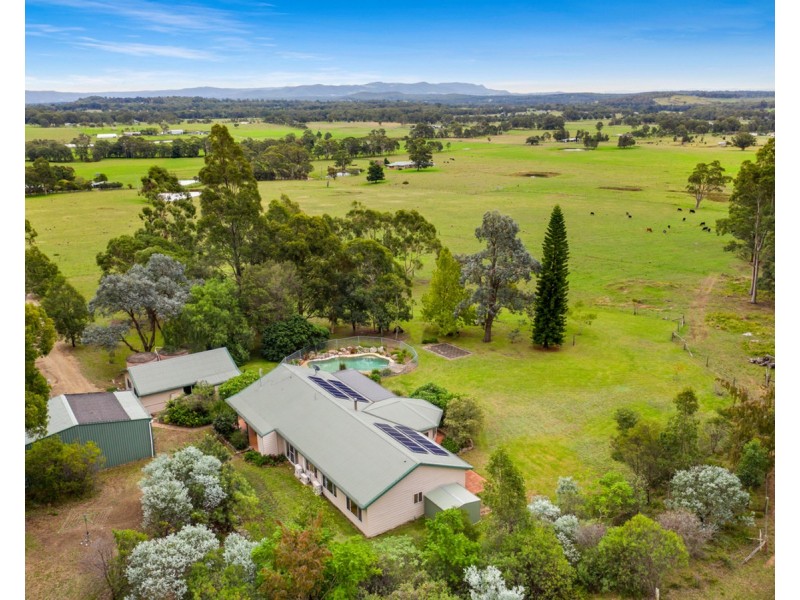 325 Whitings Lane, Quorrobolong NSW 2325