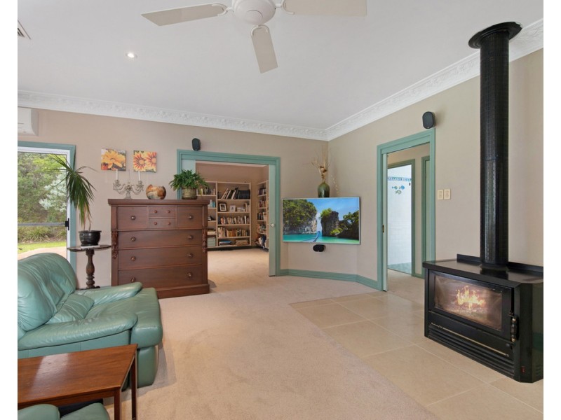 325 Whitings Lane, Quorrobolong NSW 2325