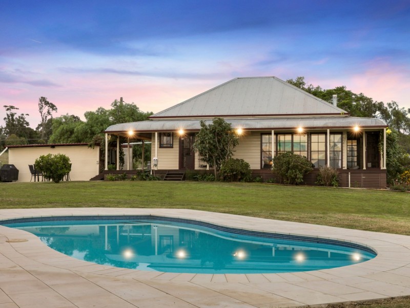 131 Quarry Road, Farley NSW 2320