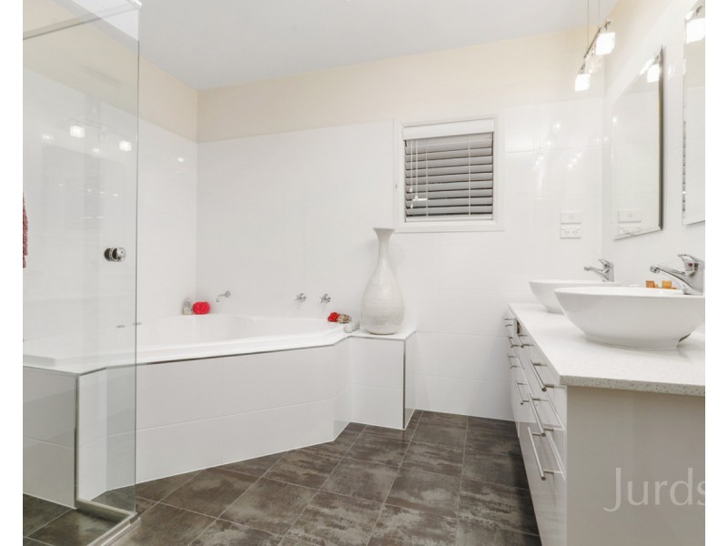 4B Pinchen Street, Nulkaba NSW 2325