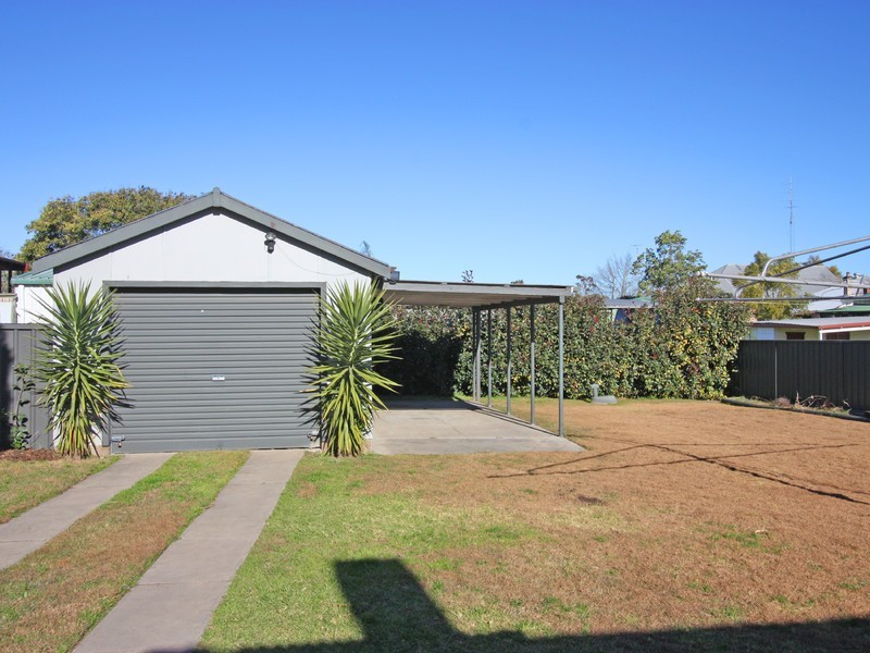 38 Boomerang Street, Cessnock NSW 2325