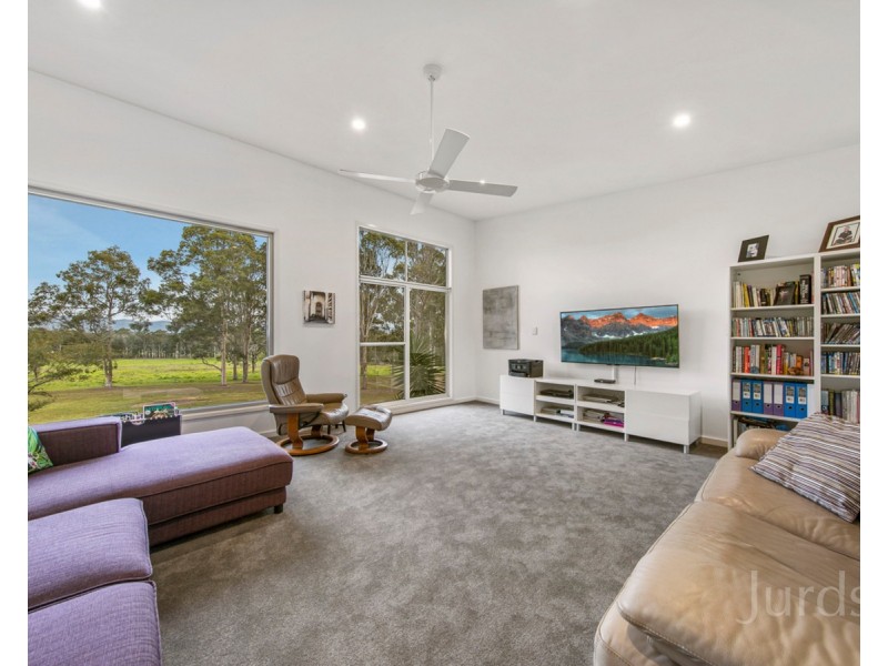 161 Coney Creek Lane, Quorrobolong NSW 2325