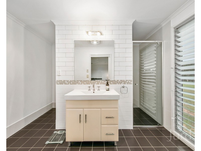 161 Coney Creek Lane, Quorrobolong NSW 2325