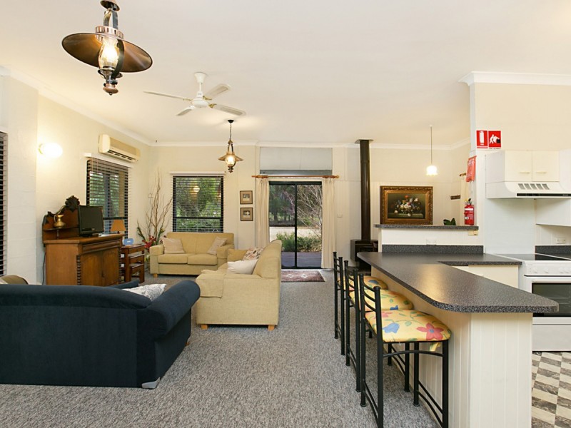 148 Debeyers Road, Pokolbin NSW 2320