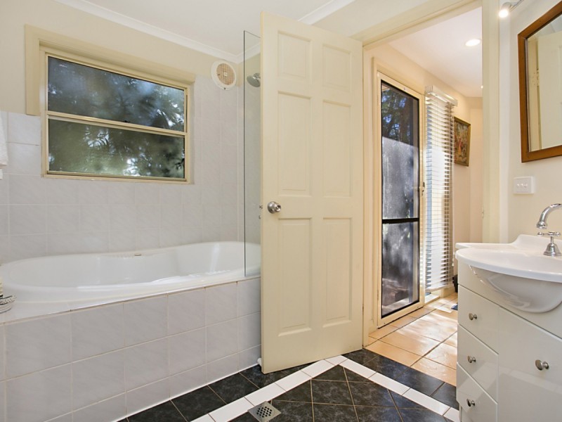 148 Debeyers Road, Pokolbin NSW 2320