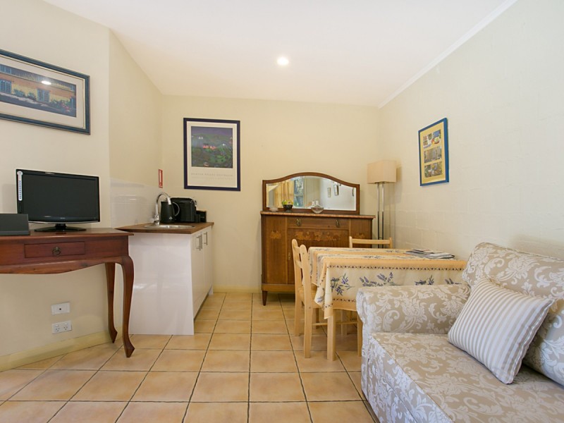 148 Debeyers Road, Pokolbin NSW 2320
