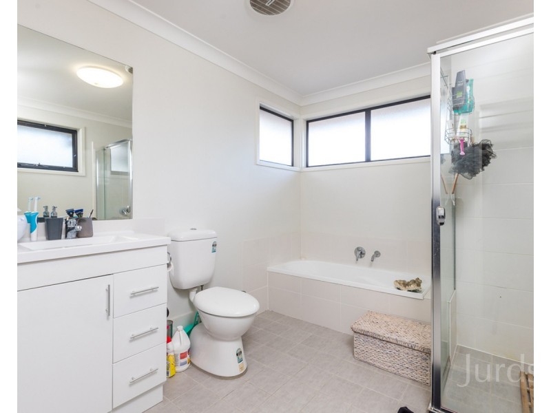 10/5 Stonebridge Drive, Cessnock NSW 2325