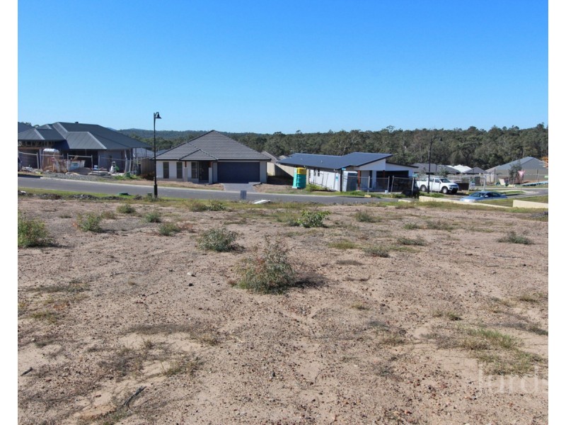 3 Saxby Ave (Huntlee), North Rothbury NSW 2335